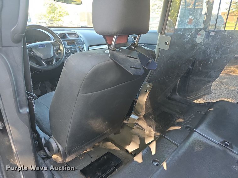 image for item DQ5217 2016 Ford Explorer Police Interceptor  SUV