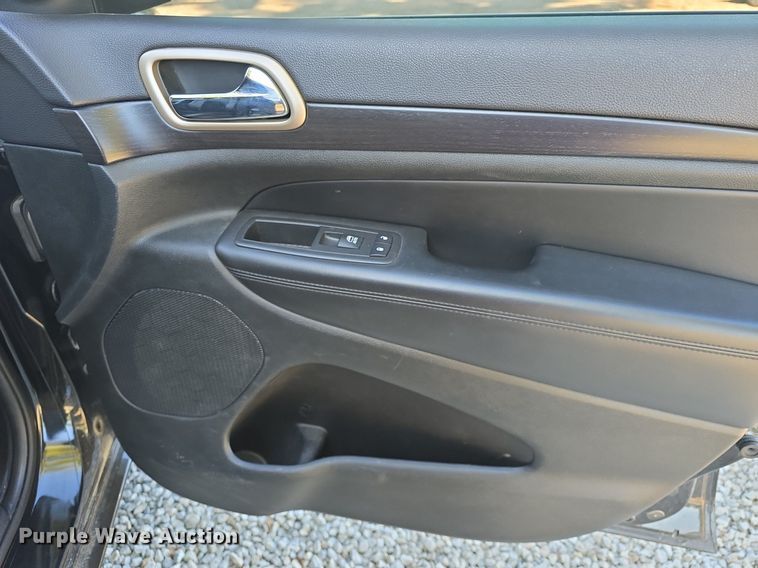 image for item DQ5218 2015 Jeep Grand Cherokee  SUV