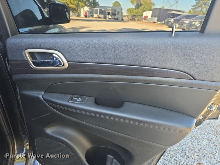 image for item DQ5218 2015 Jeep Grand Cherokee  SUV