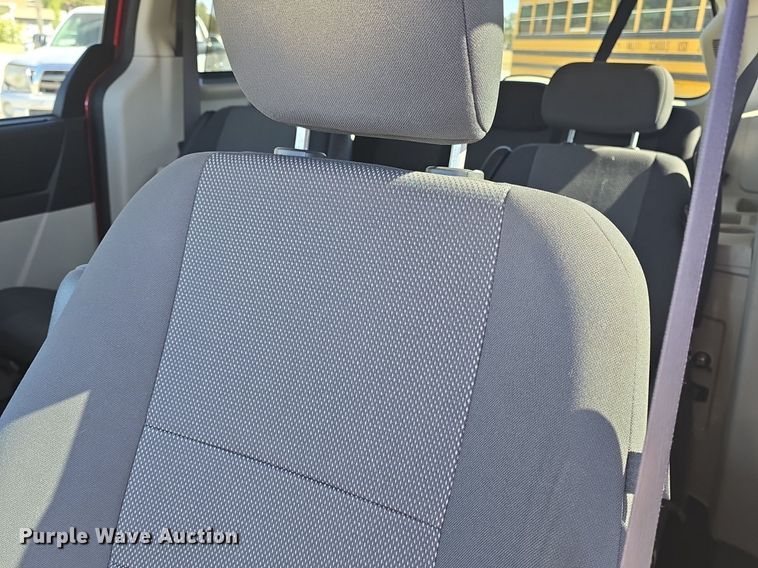 image for item DQ5221 2008 Dodge Grand Caravan  van