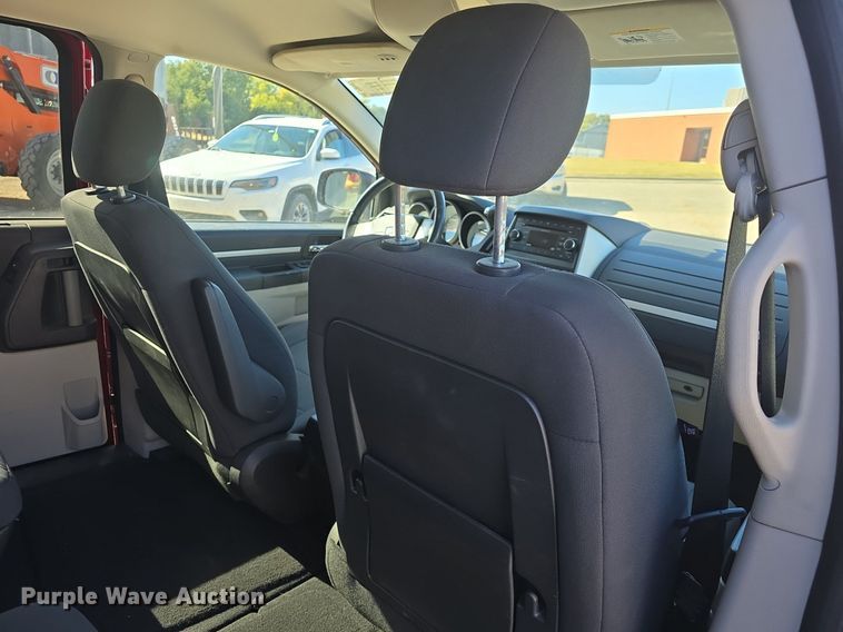 image for item DQ5221 2008 Dodge Grand Caravan  van