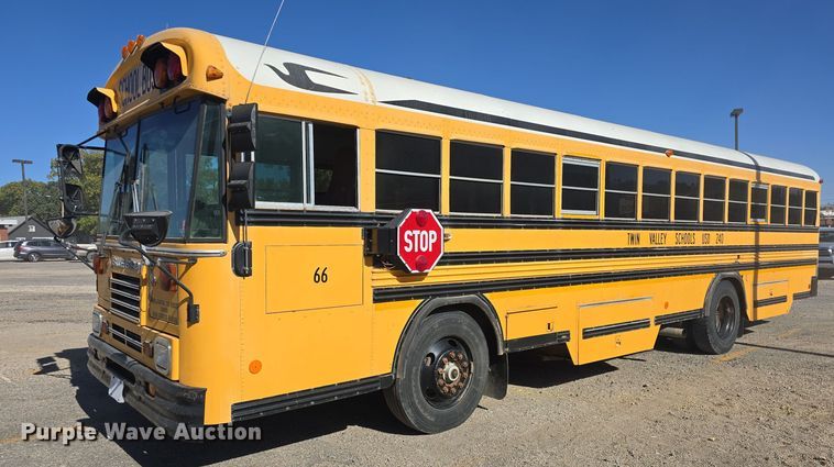 image for item DQ5222 2000 Bluebird  school bus