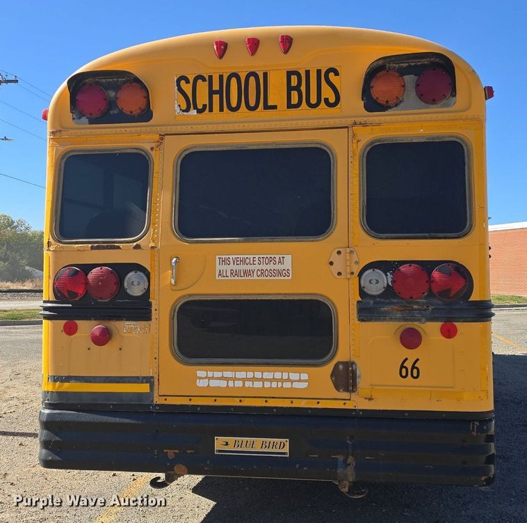 image for item DQ5222 2000 Bluebird  school bus