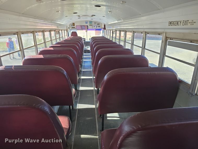 image for item DQ5222 2000 Bluebird  school bus