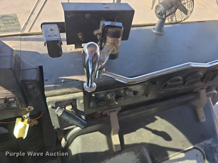 image for item DQ5222 2000 Bluebird  school bus