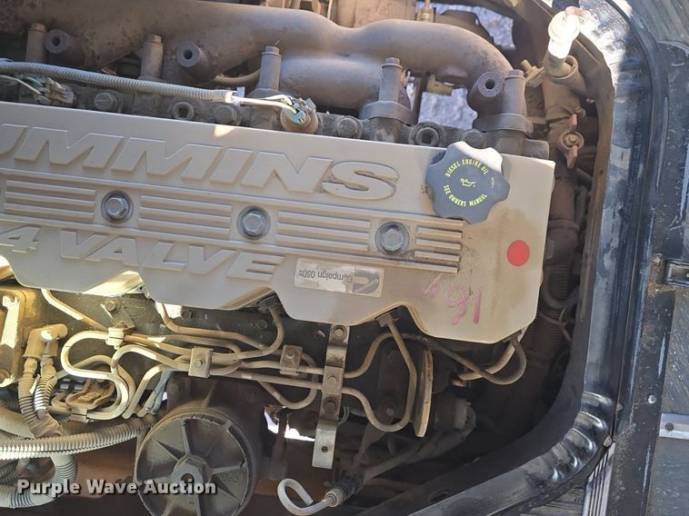 image for item DQ5222 2000 Bluebird  school bus