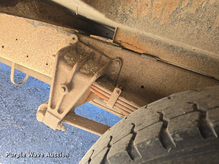 image for item DQ5222 2000 Bluebird  school bus