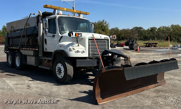 image for item DR2705 2012 Freightliner  M2  dump truck