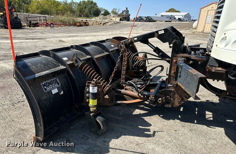 image for item DR2705 2012 Freightliner  M2  dump truck