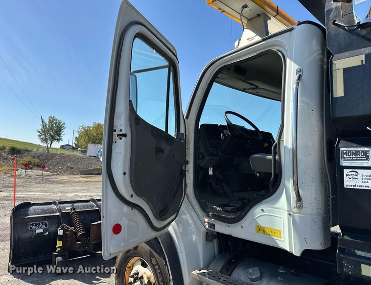 image for item DR2705 2012 Freightliner  M2  dump truck