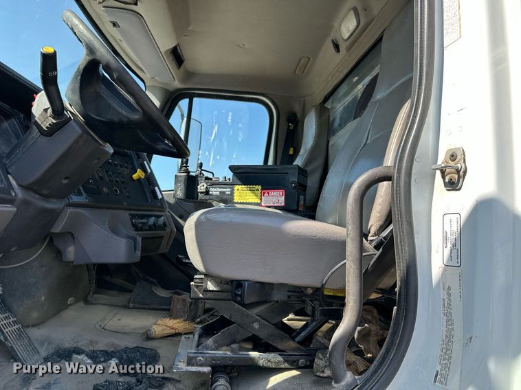 image for item DR2705 2012 Freightliner  M2  dump truck