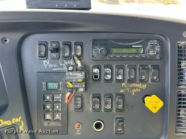 image for item DR2705 2012 Freightliner  M2  dump truck