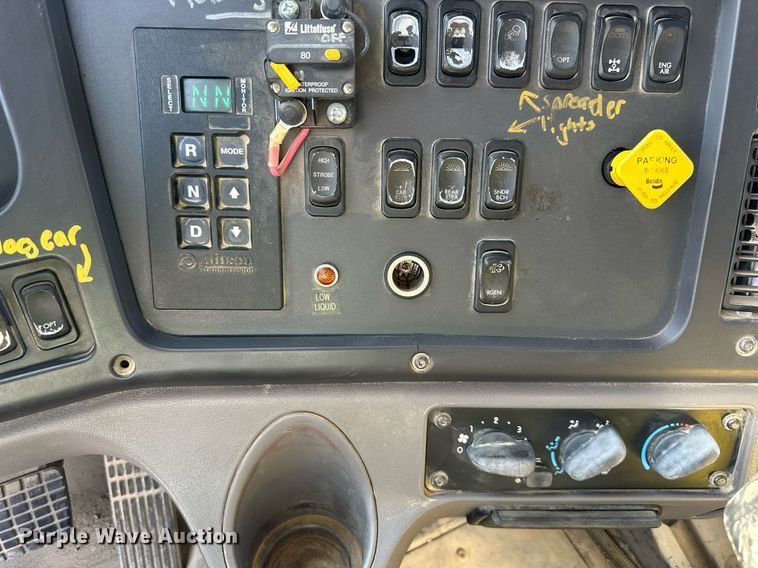 image for item DR2705 2012 Freightliner  M2  dump truck