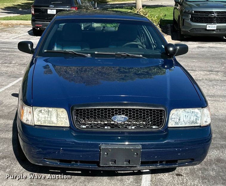 image for item DR2719 2011 Ford Crown Victoria  Police Interceptor