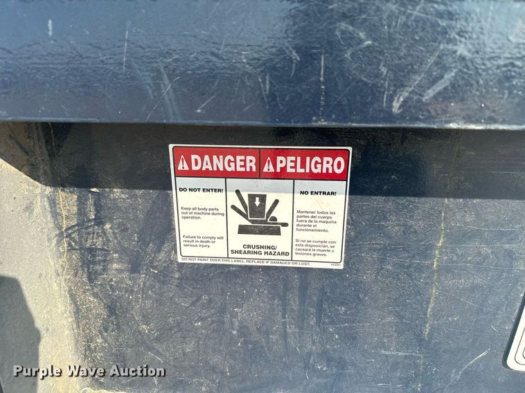 image for item DV2839 Refuse equipment