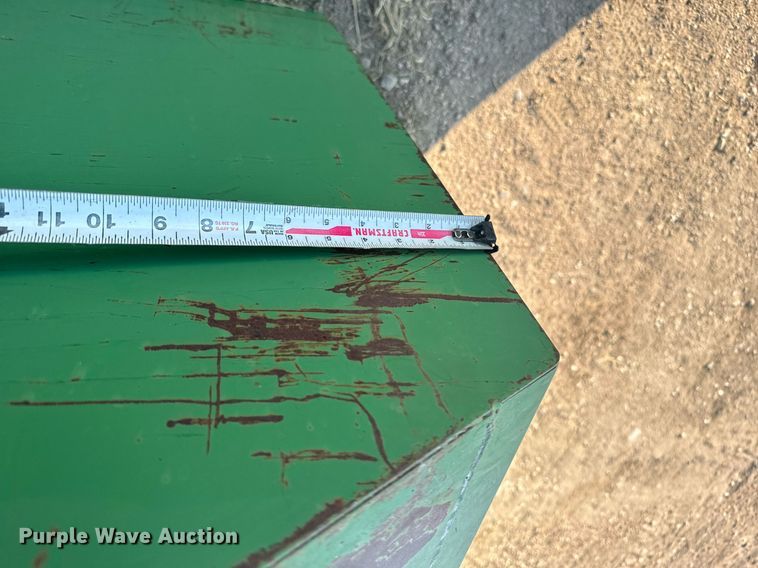 image for item DV2839 Refuse equipment