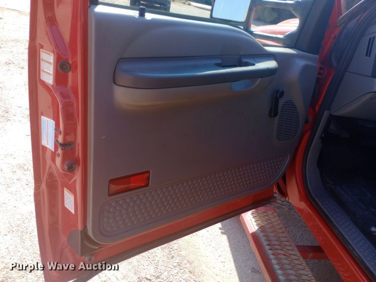 image for item DW0781 2004 Ford  F450 brush fire truck