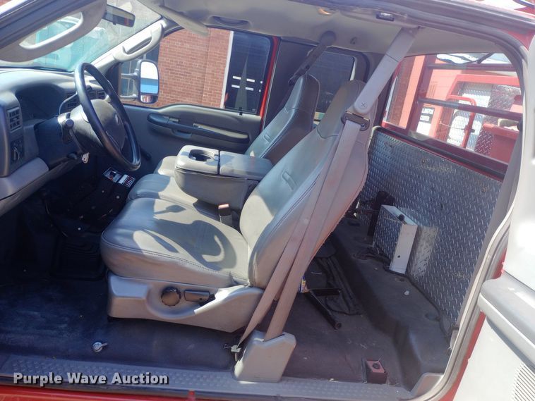 image for item DW0781 2004 Ford  F450 brush fire truck