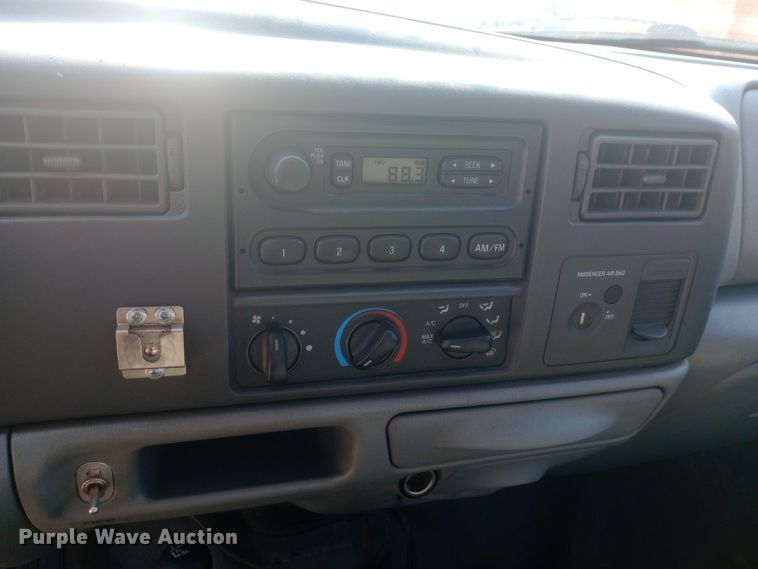 image for item DW0781 2004 Ford  F450 brush fire truck