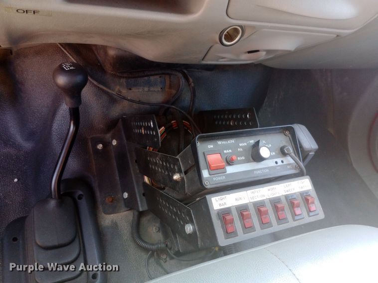 image for item DW0781 2004 Ford  F450 brush fire truck