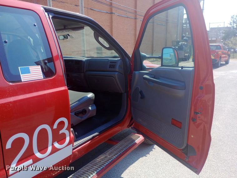 image for item DW0781 2004 Ford  F450 brush fire truck