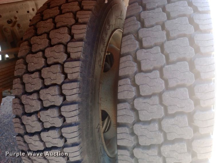 image for item DW0781 2004 Ford  F450 brush fire truck