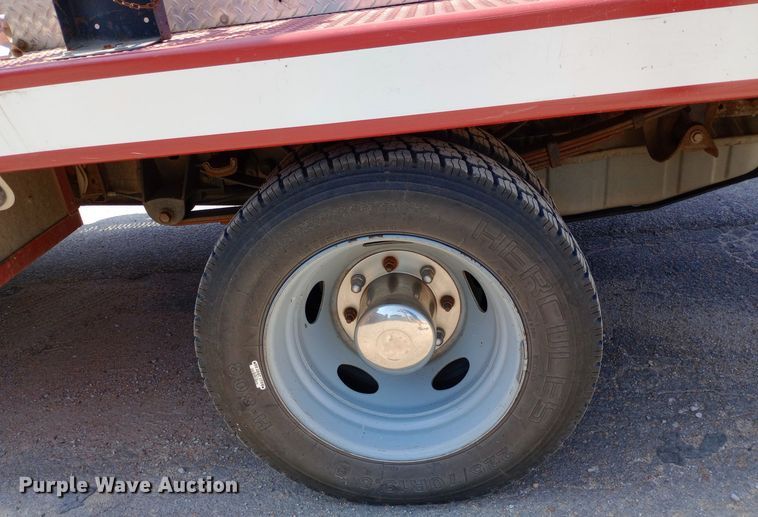 image for item DW0781 2004 Ford  F450 brush fire truck