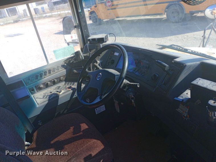 image for item DW0786 2011 Bluebird  Vision school bus