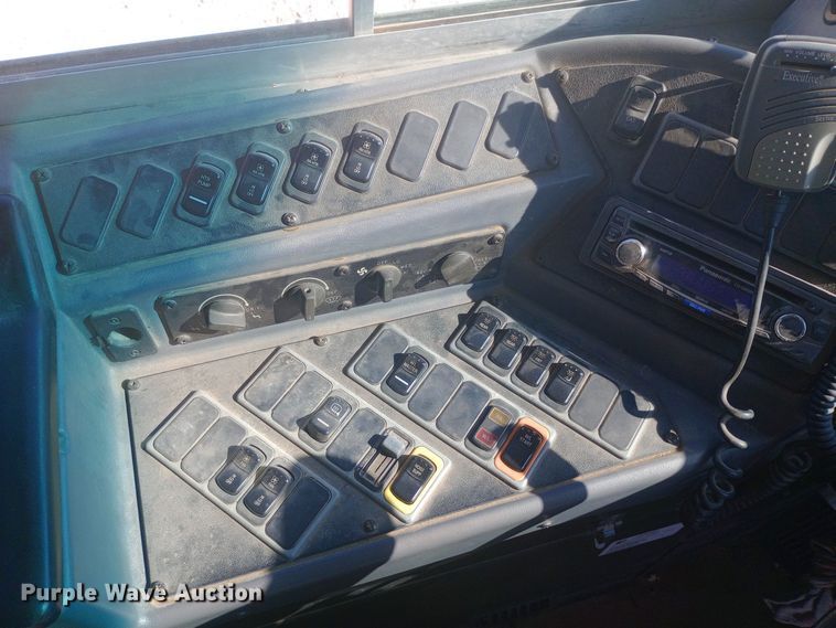 image for item DW0786 2011 Bluebird  Vision school bus