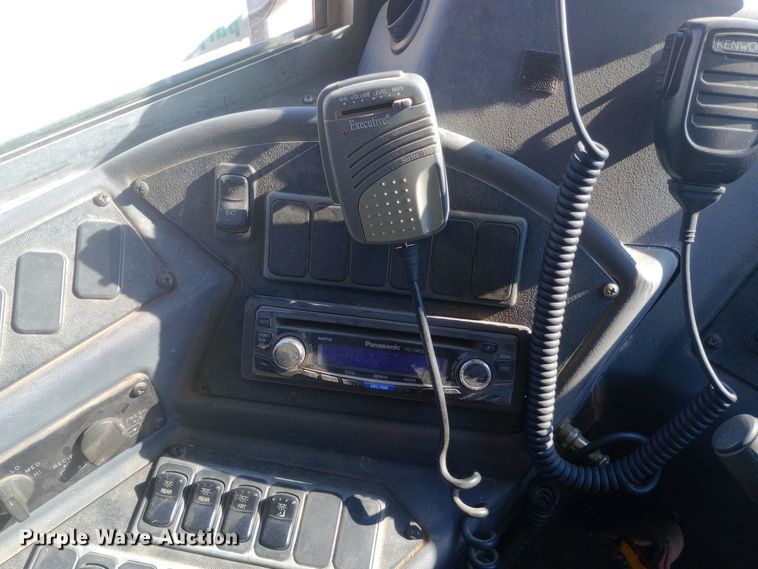 image for item DW0786 2011 Bluebird  Vision school bus