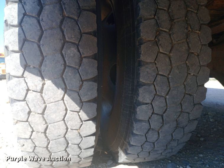 image for item DW0786 2011 Bluebird  Vision school bus