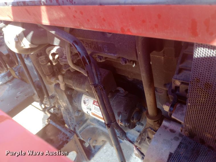 image for item DW0787 Massey Ferguson 1040 tractor