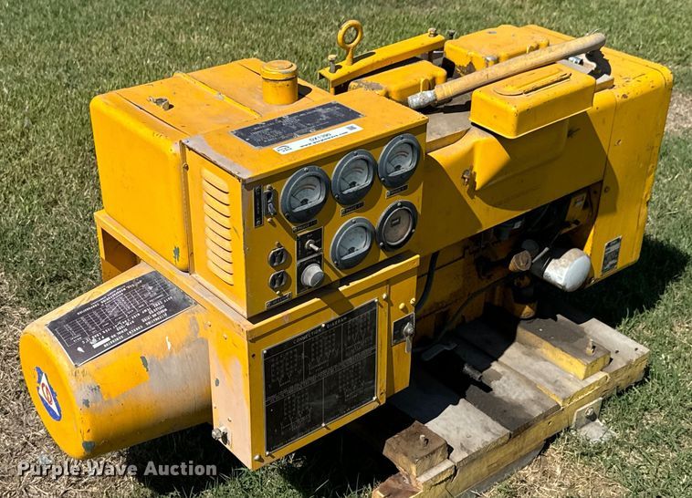 image for item DX1390 2003 Onan J120-S generator