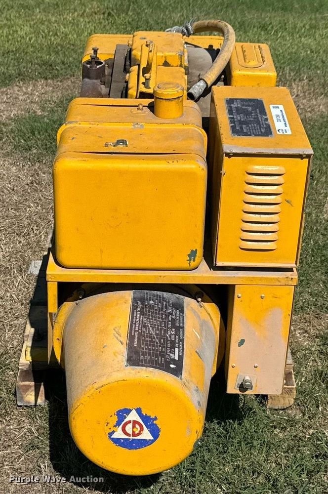 image for item DX1390 2003 Onan J120-S generator