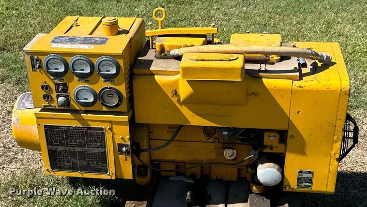 image for item DX1390 2003 Onan J120-S generator