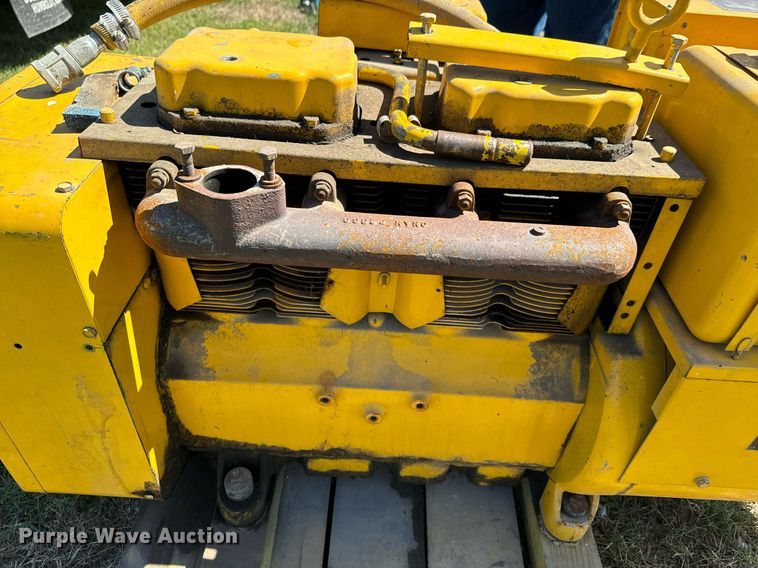 image for item DX1390 2003 Onan J120-S generator