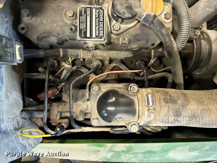 image for item DX1391 1994 John Deere 855 tractor