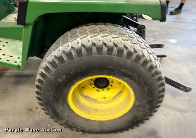 image for item DX1391 1994 John Deere 855 tractor