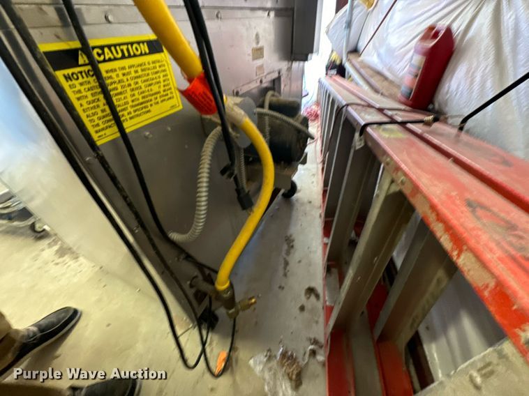 image for item DX1392 Restaurant equipment