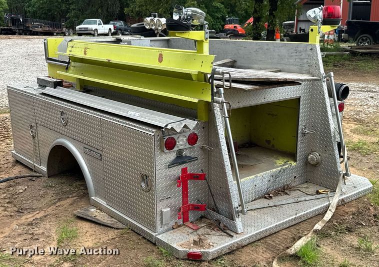 image for item DX1395 Saulsbury fire truck bed