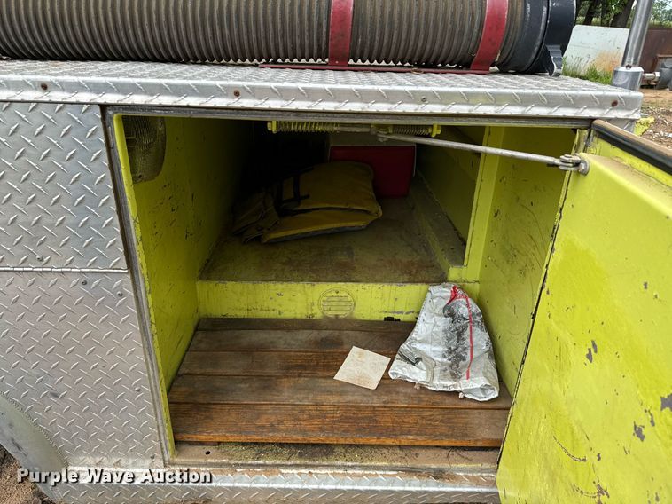 image for item DX1395 Saulsbury fire truck bed