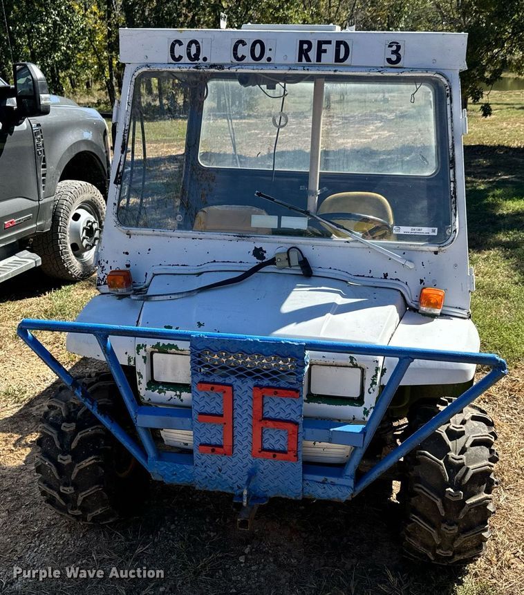 image for item DX1397 2001 John Deere Gator utility vehicle