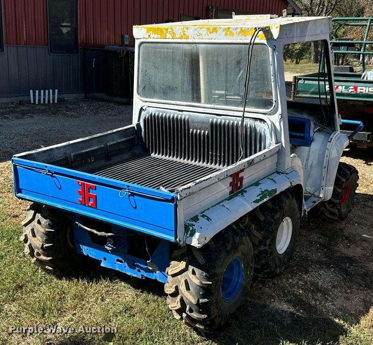 image for item DX1397 2001 John Deere Gator utility vehicle