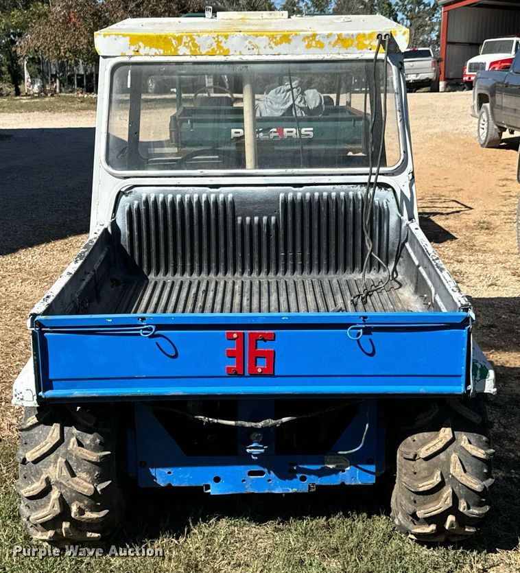 image for item DX1397 2001 John Deere Gator utility vehicle