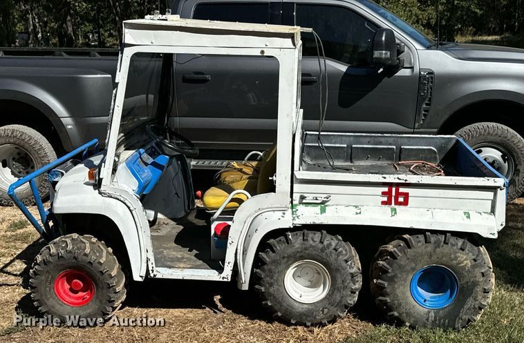image for item DX1397 2001 John Deere Gator utility vehicle