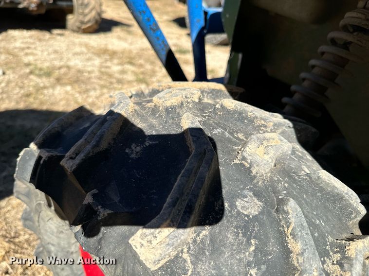 image for item DX1397 2001 John Deere Gator utility vehicle