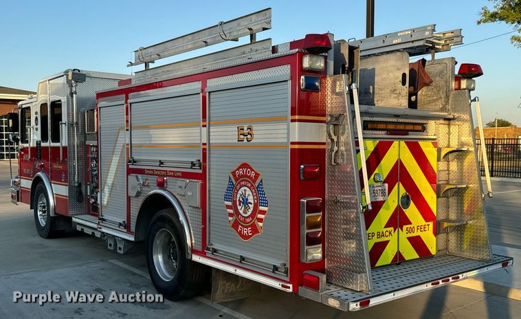 image for item DX1448 2005 HME 1872 pumper fire truck