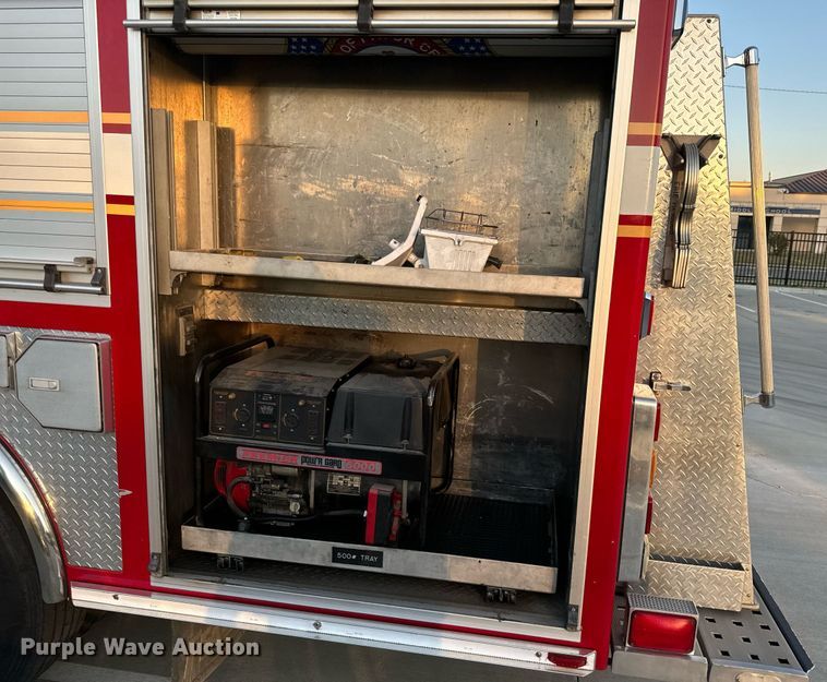 image for item DX1448 2005 HME 1872 pumper fire truck