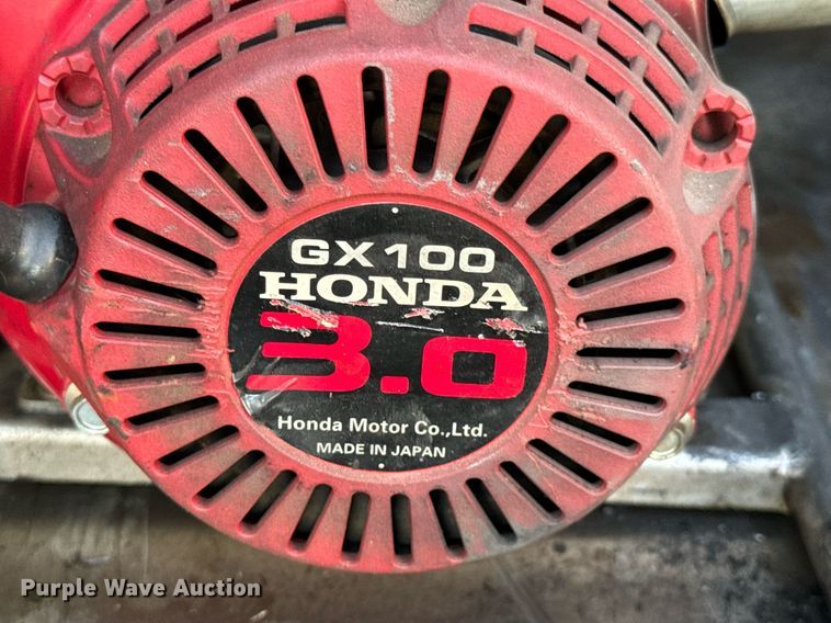 image for item DX1448 2005 HME 1872 pumper fire truck