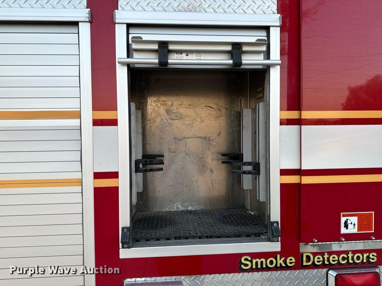 image for item DX1448 2005 HME 1872 pumper fire truck